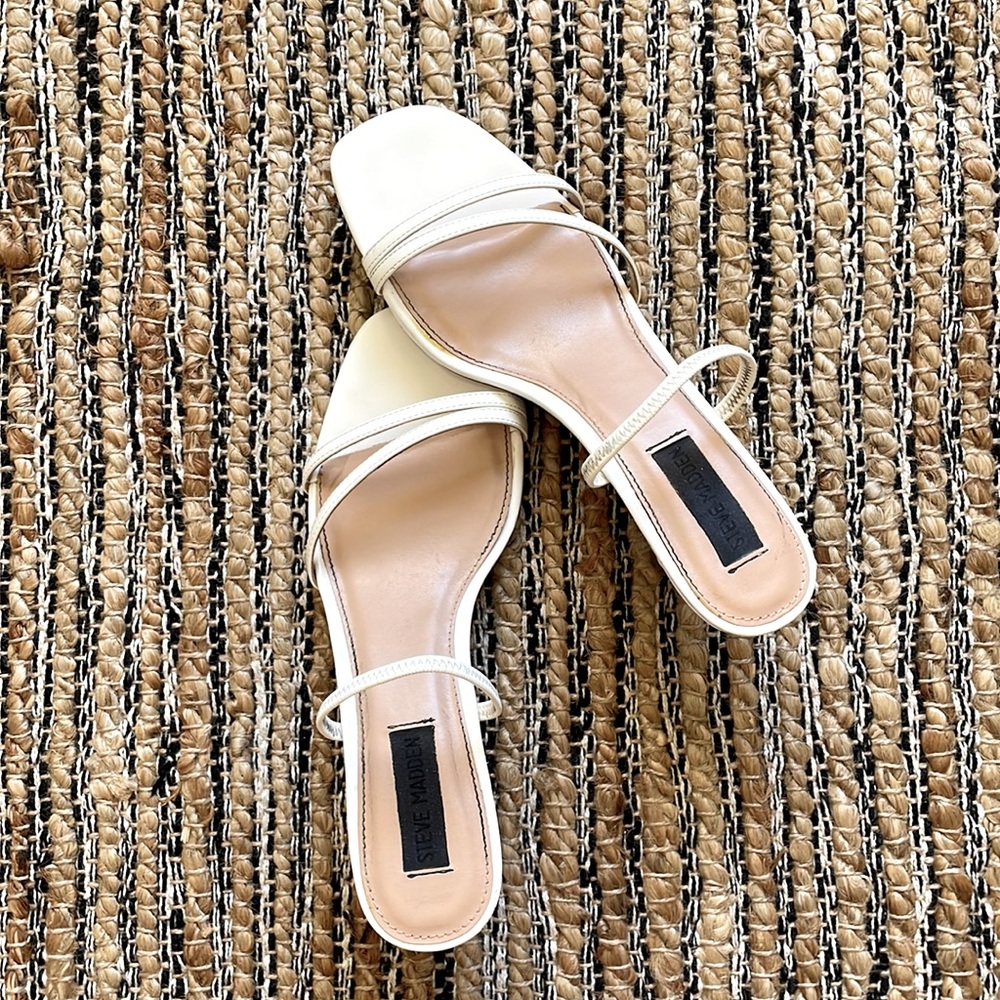 Steve Madden white, strap heels size 9 in women’s